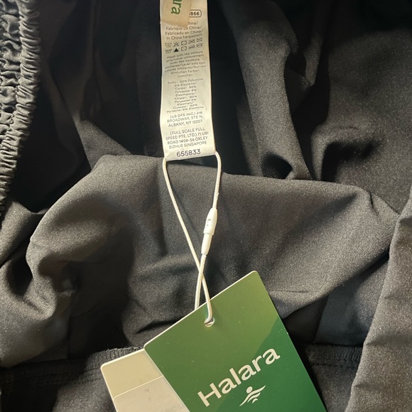 HALARA High Waisted Decorative Pocket Shirred Flowy Maxi Skirt - Picture 4 of 4